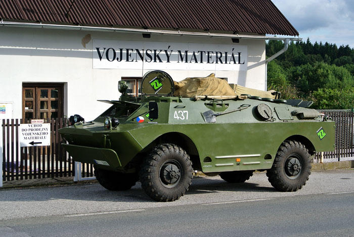 Doplnění výstroje proběhlo ze skladů společnosti ARMPEX u Nové Paky. BRDM Zelená vlna