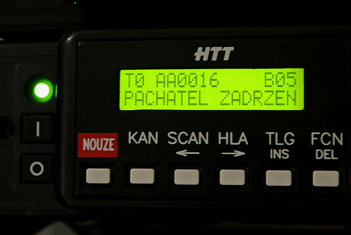 VR63P Hlídka PČR s identifikací AA0016 odeslala kód typické činnosti 06 - pachatel byl právě zadržen © Zelena vlna VR63P